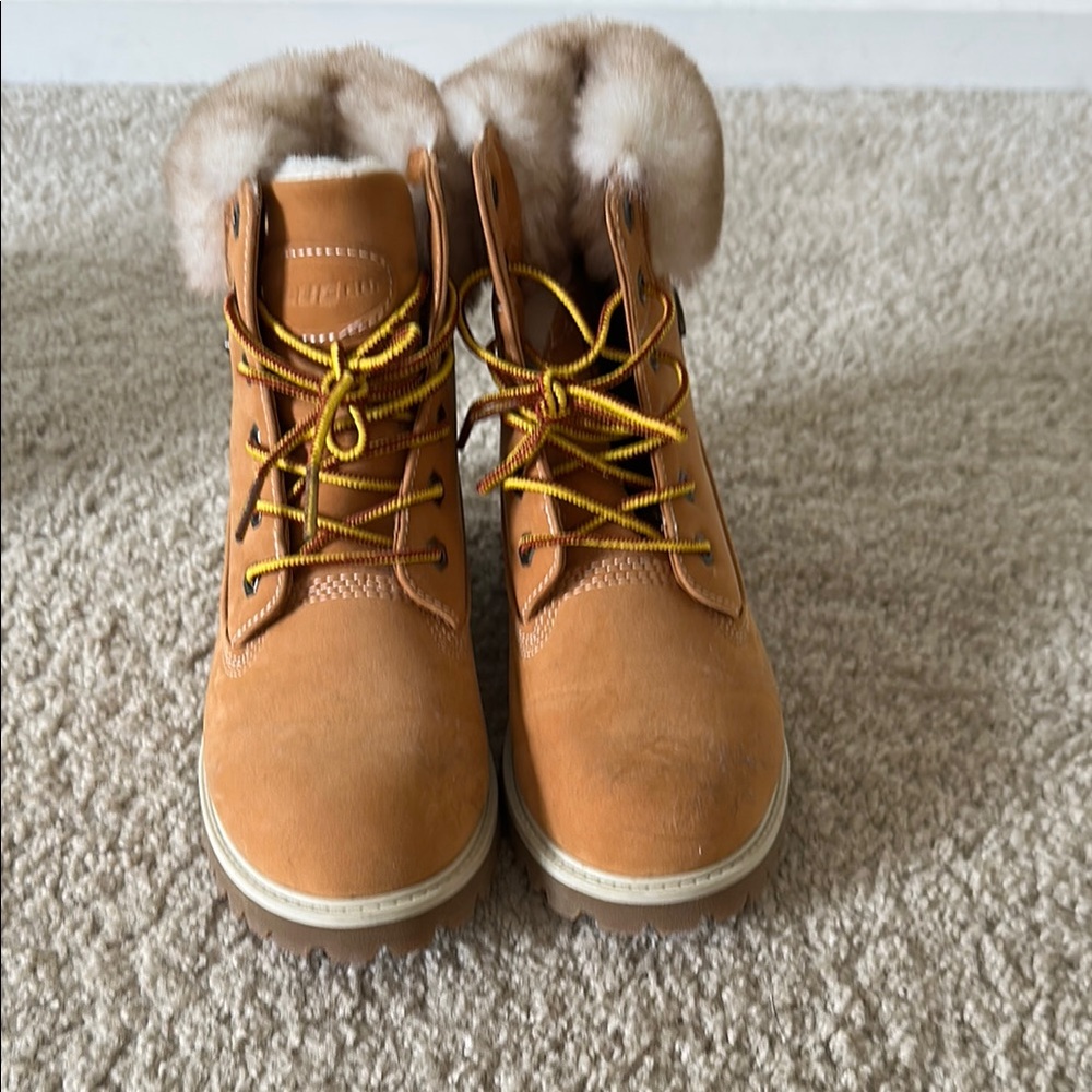 Kids Tan Boots with Fur Lining